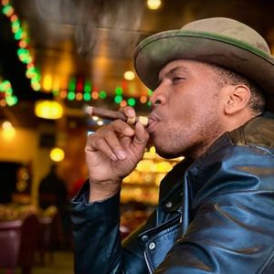 Meet your Posher, Jerrison